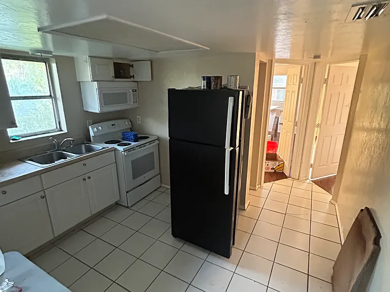 27256 J C Ln — Photo 4