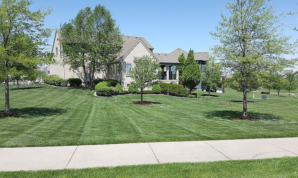 2nd image of 4529 SW Raintree Dr