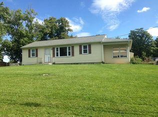 8506 Chestnut Grove Rd, Frederick, MD 21701