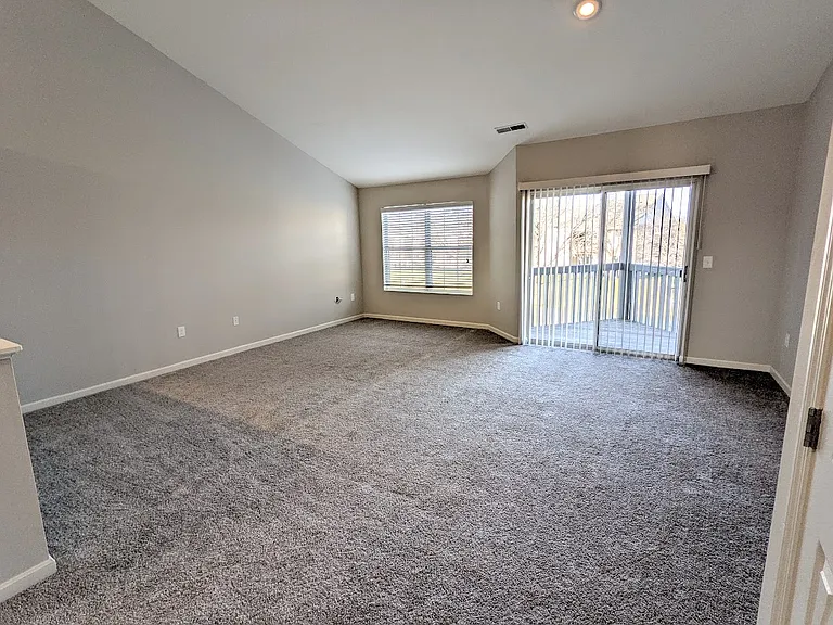 Spinnaker Cove Apartments — Photo 56