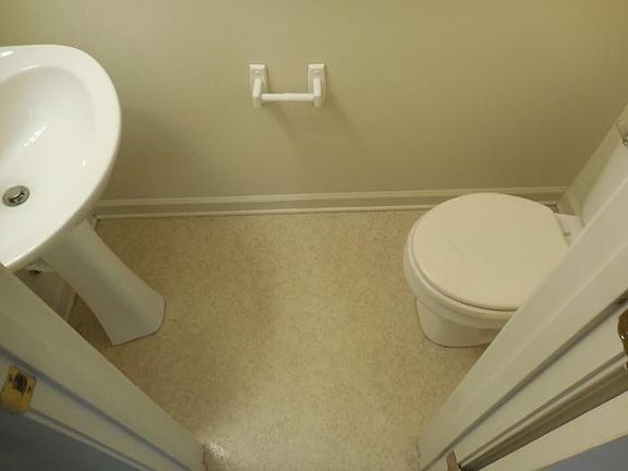 5th image of 2244 Mason Way