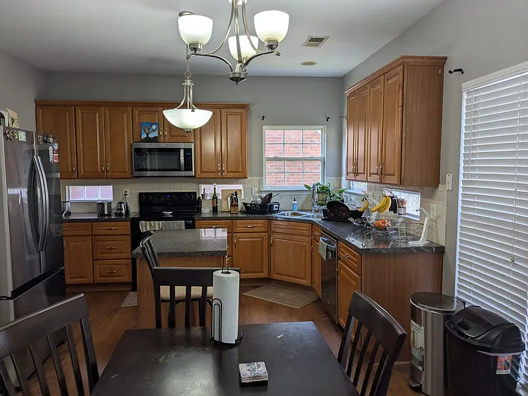 4109 Barnes Cove Dr — Photo 9