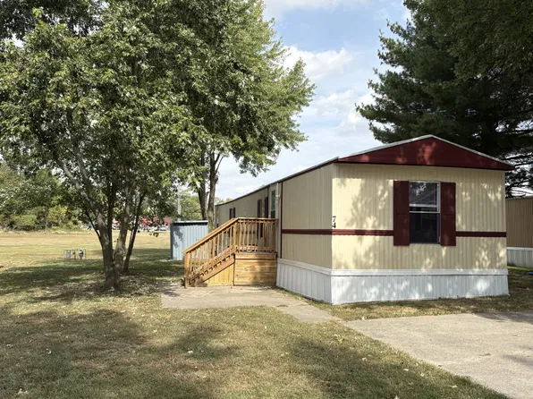 74 Cottonwood Dr #74, Mount Vernon, IL 62864