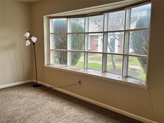3rd image of 31624 N Marginal Dr APT B