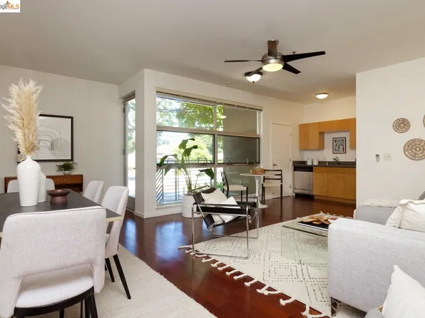 1007 41st St APT 113, Emeryville, CA 94608