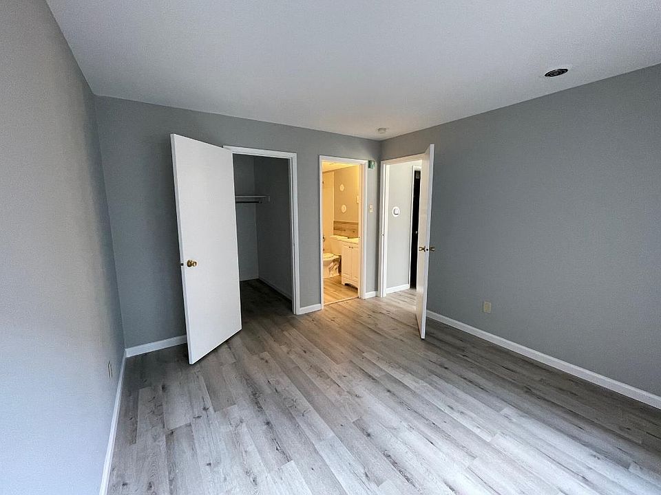 Plaza Apartments 3725 Rd Saint Louis MO Zillow