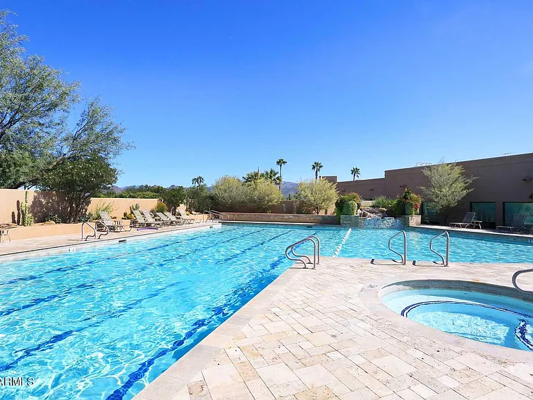 18510 E Leather Ln — Photo 44