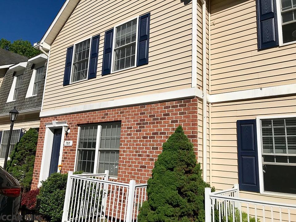 1st image of 757 Oakwood Ave