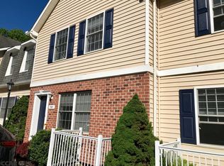 757 Oakwood Ave, State College, PA