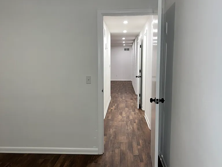 Valley View Dr — Photo 32