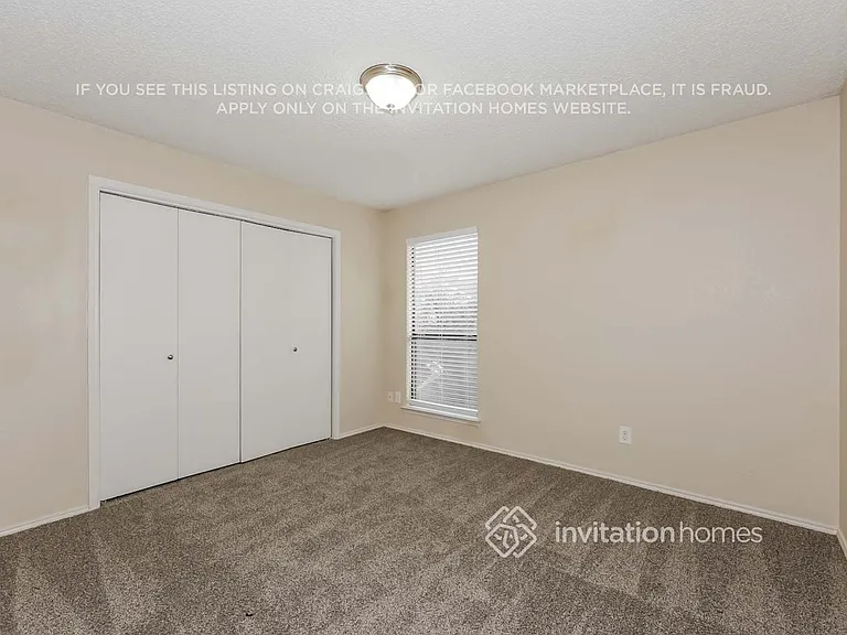 1456 Thistlewood Ln — Photo 13