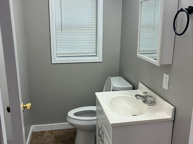 5832 Tracy Ave — Photo 6