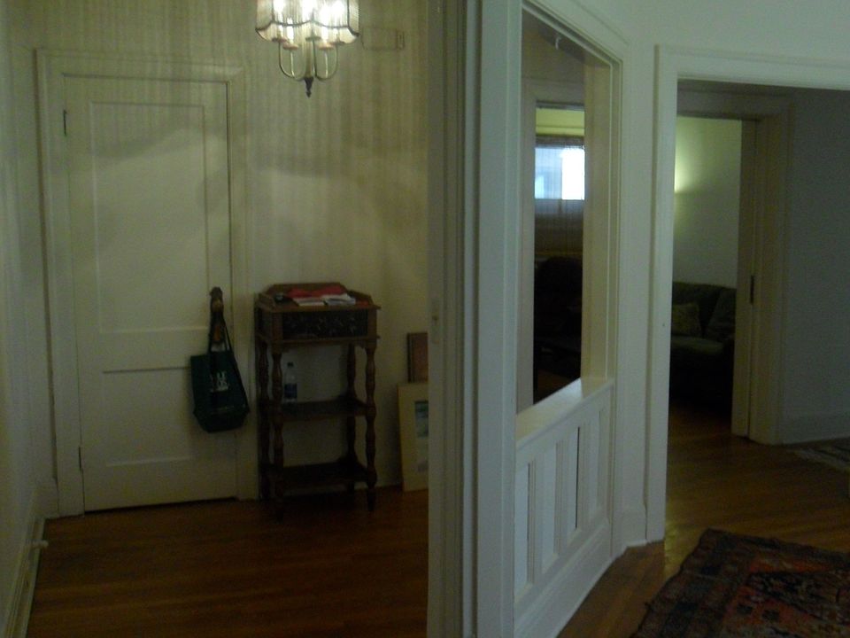 1st image of 3401 Brookline Ave APT 10