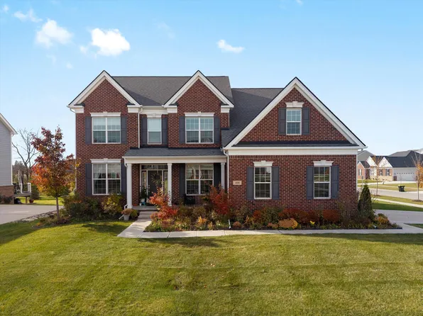 400 Blossom Dr, Ann Arbor, MI 48103