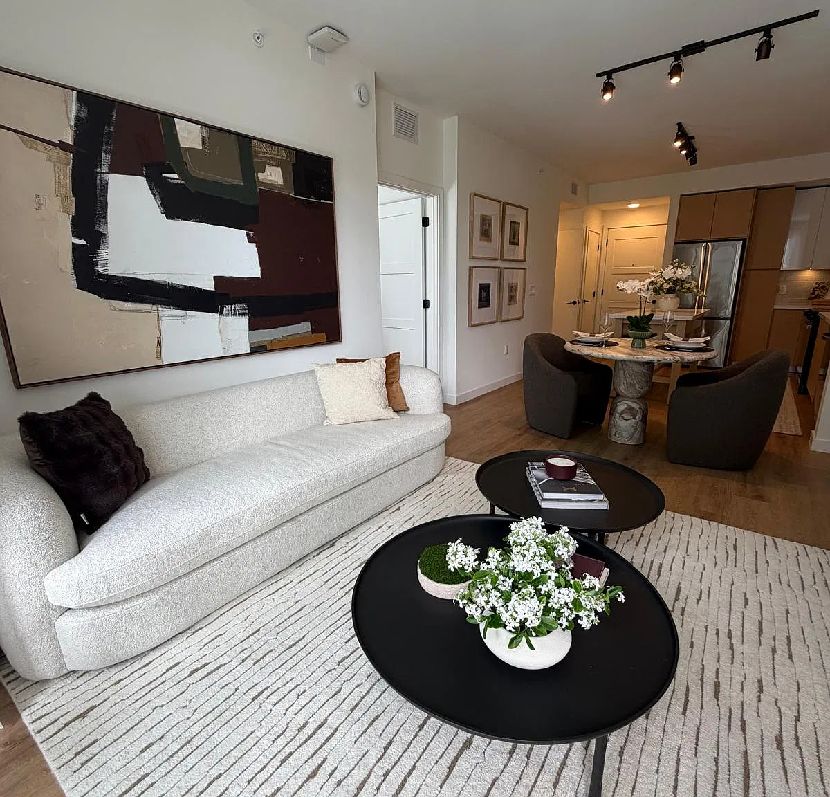 1 bed, 615 sqft, $2,499 — Photo 3