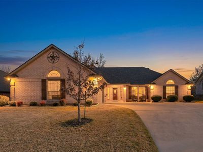 223 Golfers Way, Azle, TX, 76020
