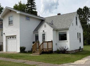 2215 Selmser Ave, Cloquet, MN 55720
