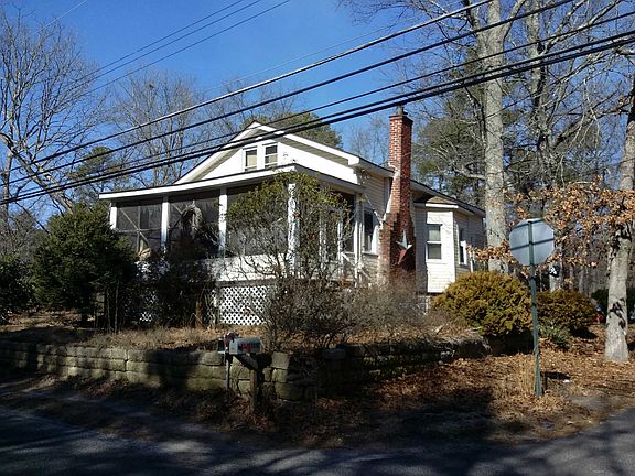3rd image of 3503 N Lakeshore Dr