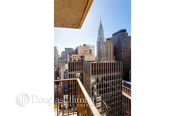 Rented by Douglas Elliman | media 25