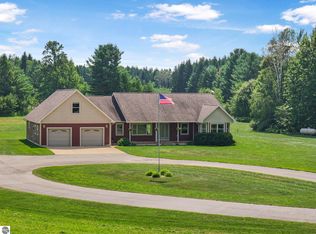 4608 E 14th Rd, Manton, MI 49663