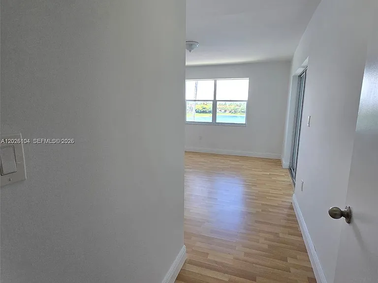 8600 SW 212th St #308 — Photo 12
