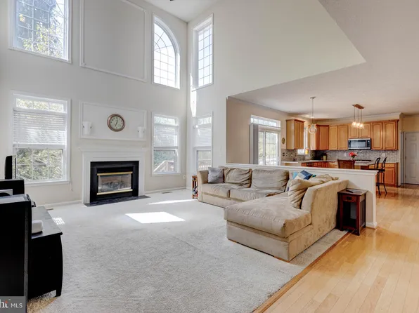 2973 Corona Ct, Manchester, MD 21102