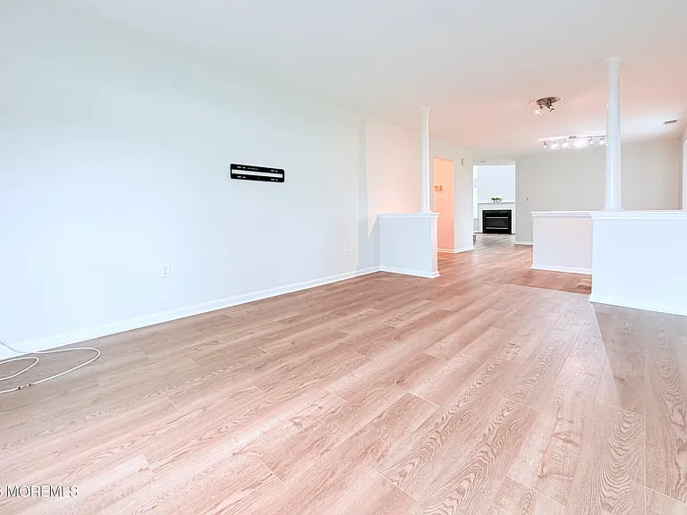 1 Whitemarsh Dr — Photo 10