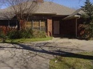 610 Chattey Rd, Desoto, TX 75115