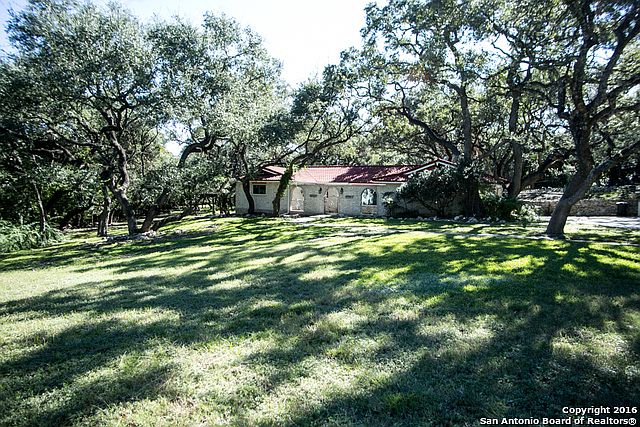 1st image of 303 Yosemite Dr