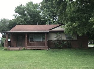 228 E Springdale St, Derby, KS 67037