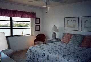 3rd image of 227 Anglers Dr