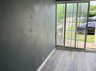 262 W Main St, Newark, OH 43055