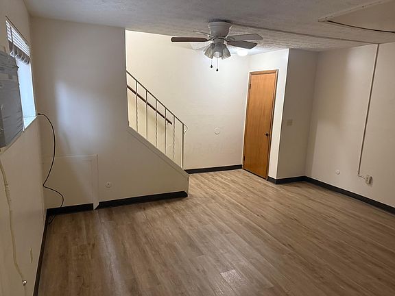 3rd image of 174 E 12th Ave