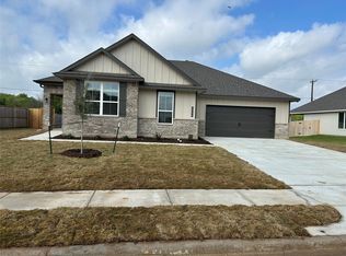 8000 Candy Ln, Waco, TX 76708