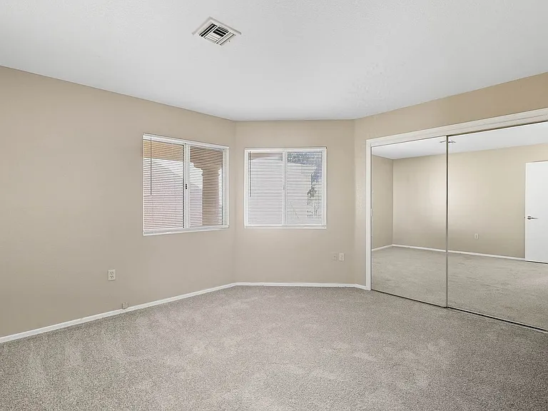 2501 Showcase Dr — Photo 18