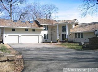 480 Hillside Dr, Wayzata, MN 55391