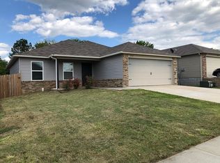 2021 S B Pl, Rogers, AR 72758