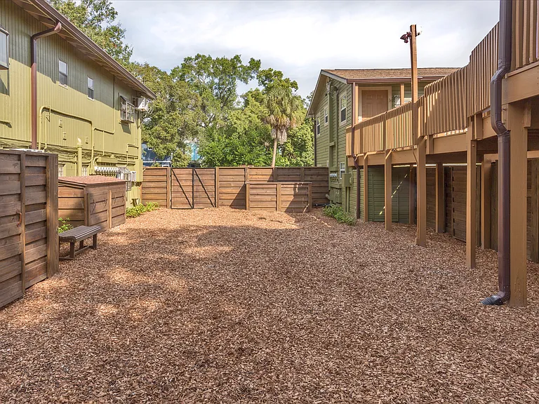 301 S Gomez Ave #G — Photo 19