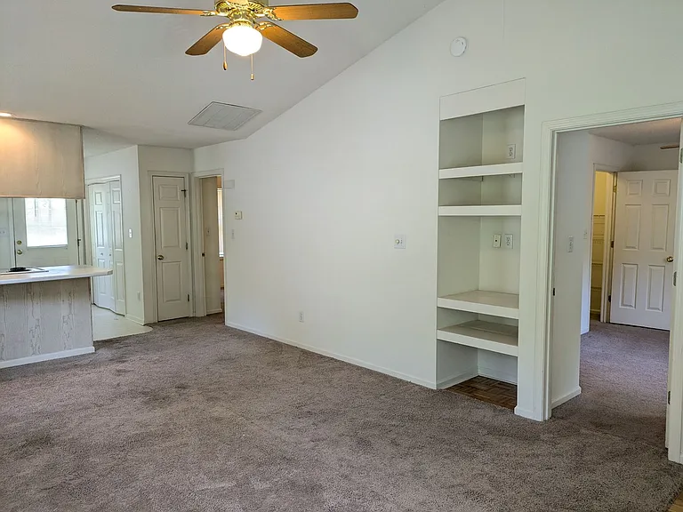 108 Bogey Ln — Photo 6
