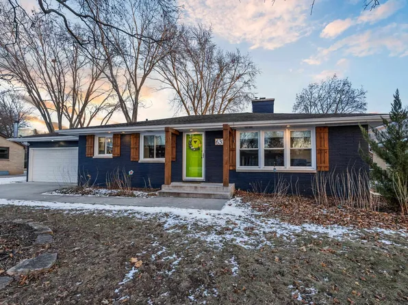 630 N Clay St, De Pere, WI 54115