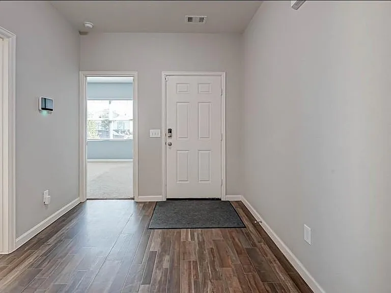 10133 Pappas Dr — Photo 3