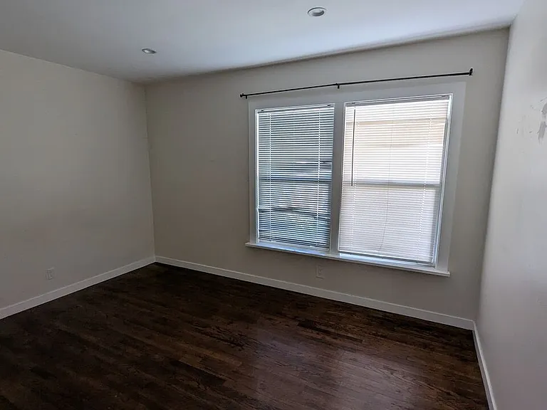 14156 Friar St — Photo 6