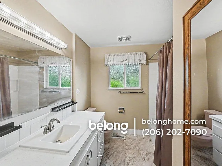 1220 E Laurel St — Photo 14