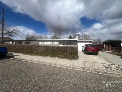410 Chestnut St, Mountain Home, ID, 83647