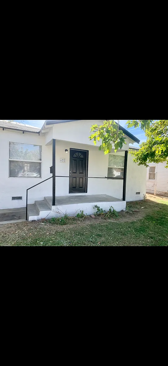 Building Photo - 621 Arvin St