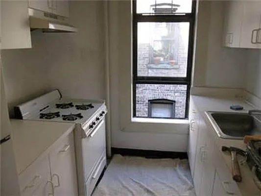 Rented by Cohen Smith Chang LLC | media 6