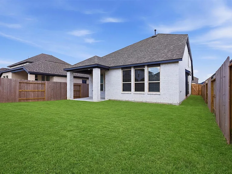 5011 Bowen Prairie Dr — Photo 28