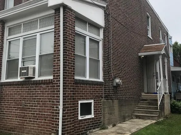 6040 Lawndale St, Philadelphia, PA 19111