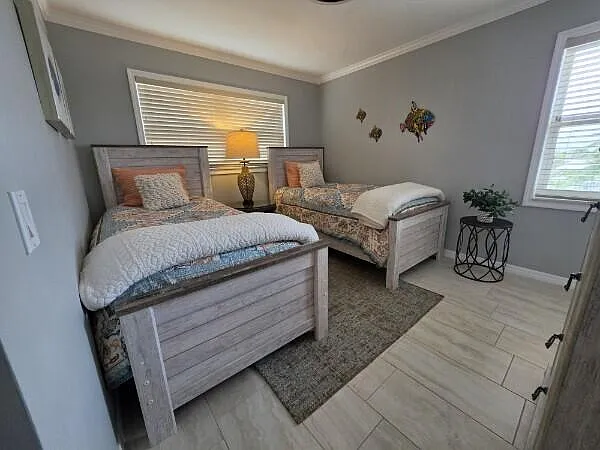 650 Snug Harbor Dr #G401 — Photo 11
