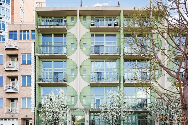 Rented by aptsandlofts.com | media 23